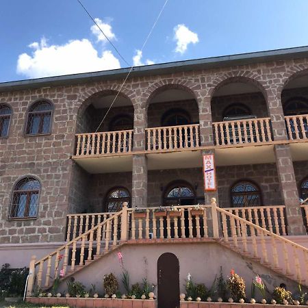 Гостевой дом Гоги Алибегашвили Казбеги Экстерьер фото